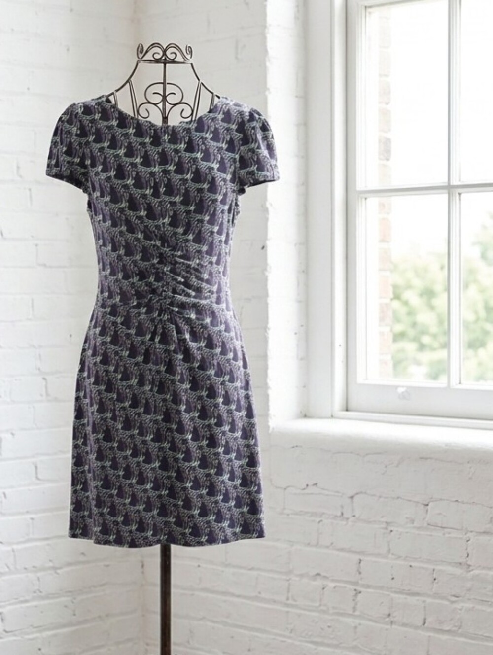 Romeo & Juliet Couture Purple Patterned Short Sleeve Midi Dress